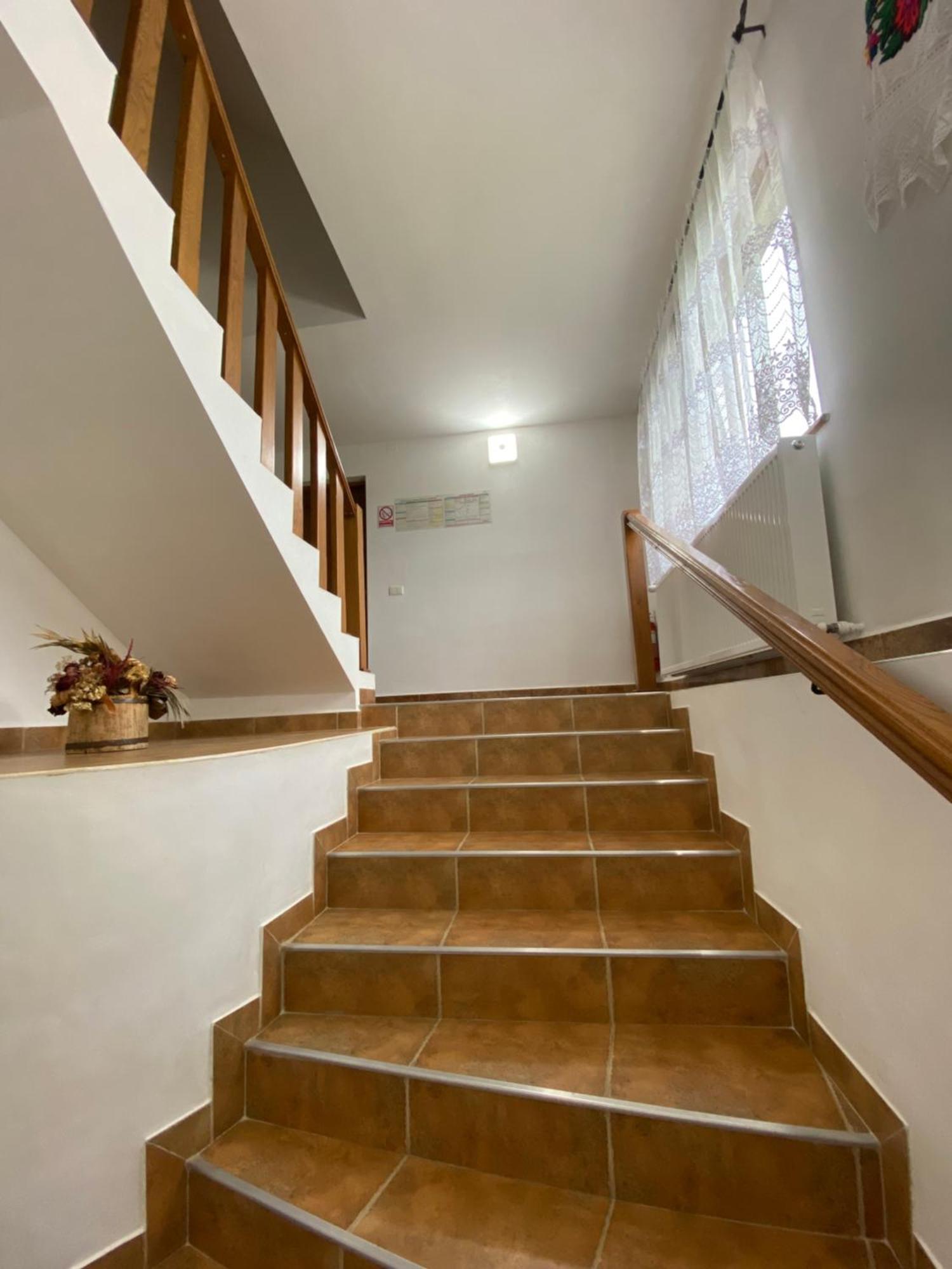 Popas In Breb Otel Dış mekan fotoğraf